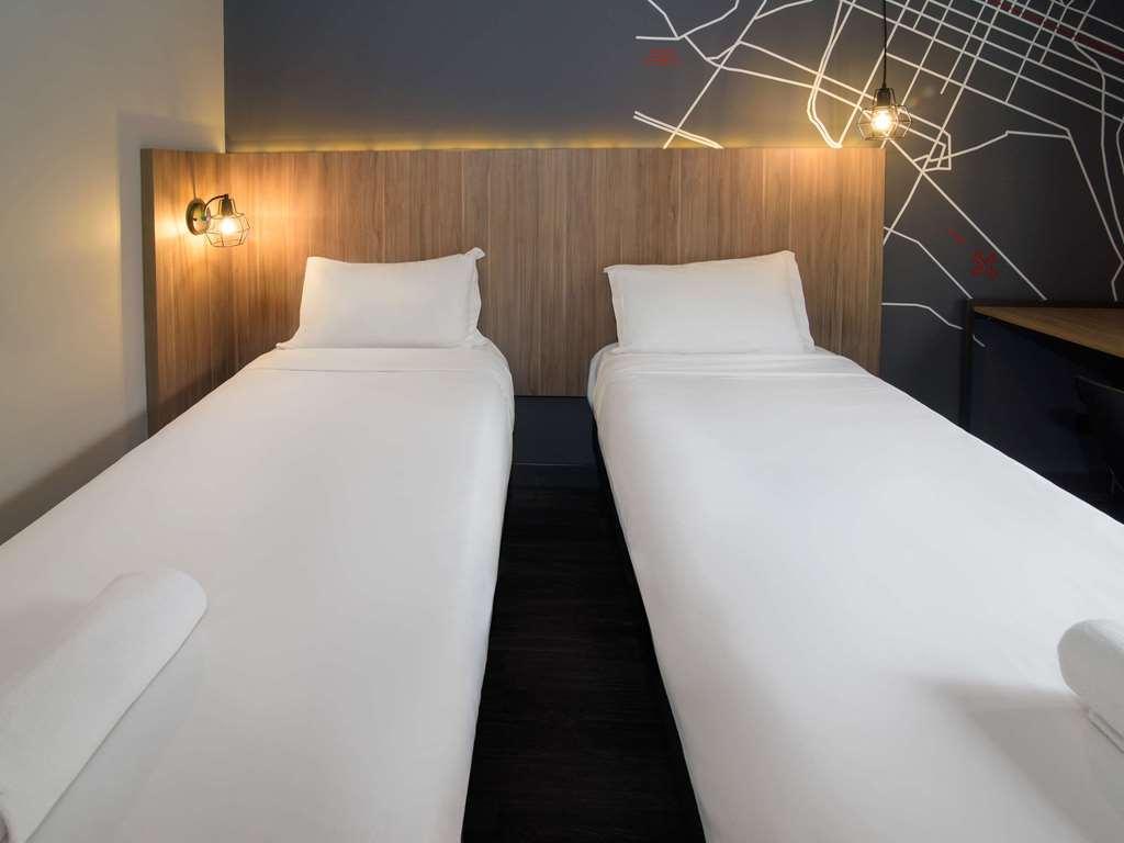 Hotel Ibis Curitiba Batel Camera foto